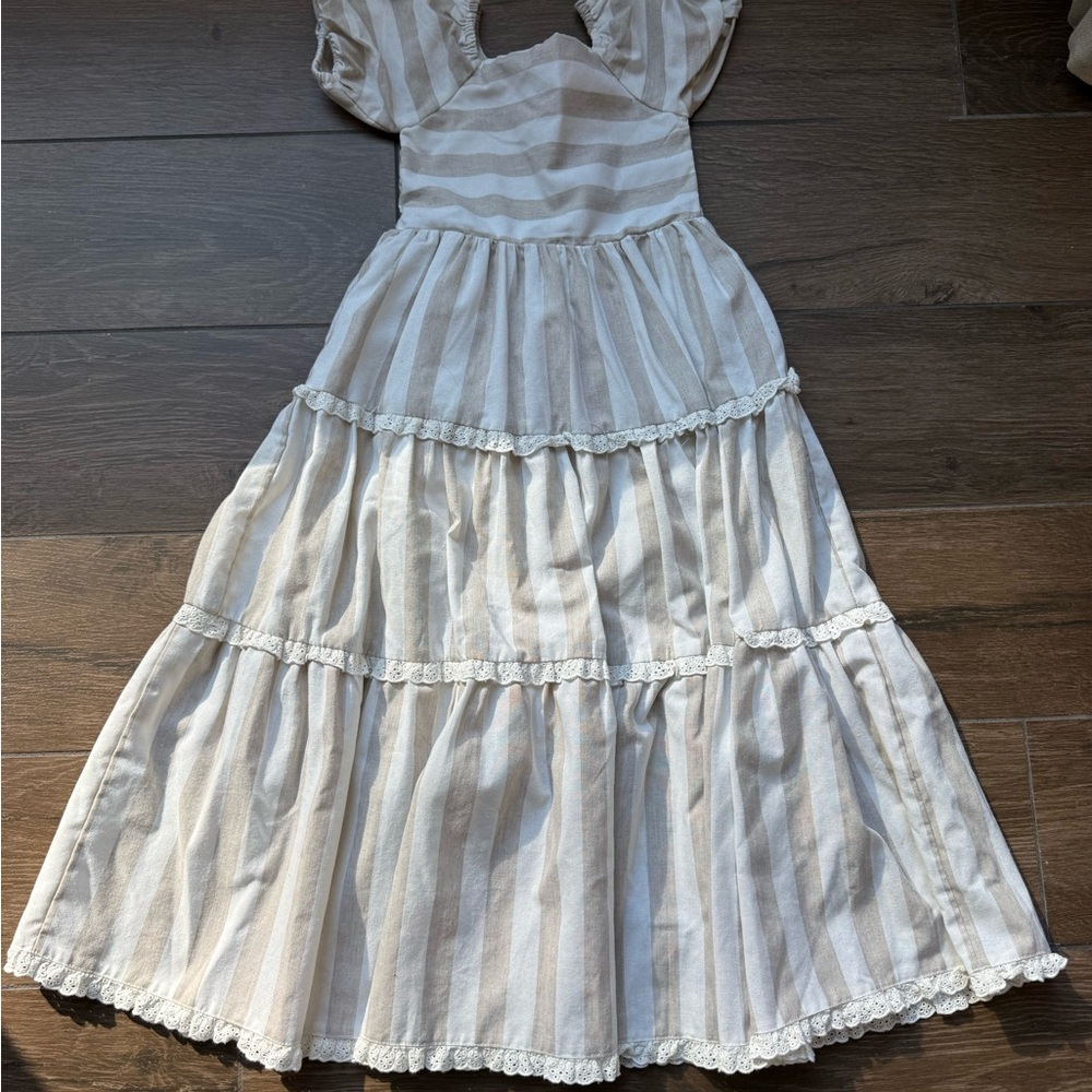 Love & Grow White and Gray Skirt